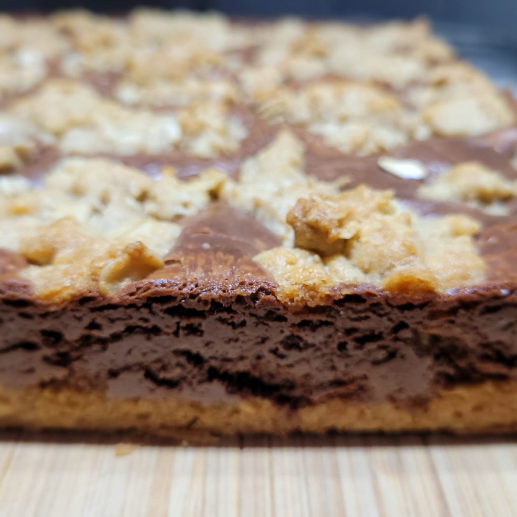 Product Image for Fudge Oat Bars by Black Bear Bakery. 001